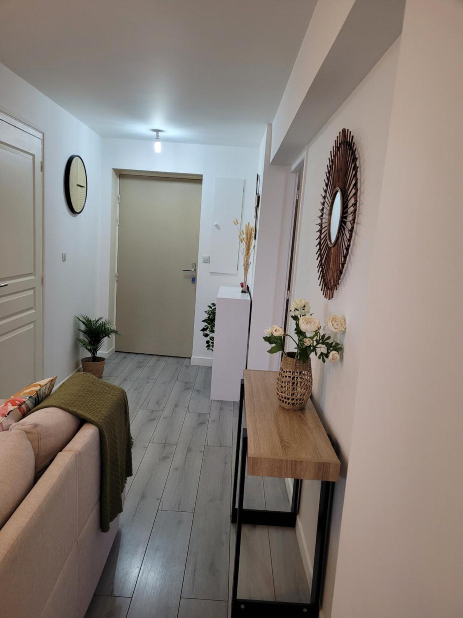 Cocooning House 212 Suite Cosy Sunshine Appartement Aeroport Paris Roissy Cdg Et Parc Asterix Survilliers Exterior photo